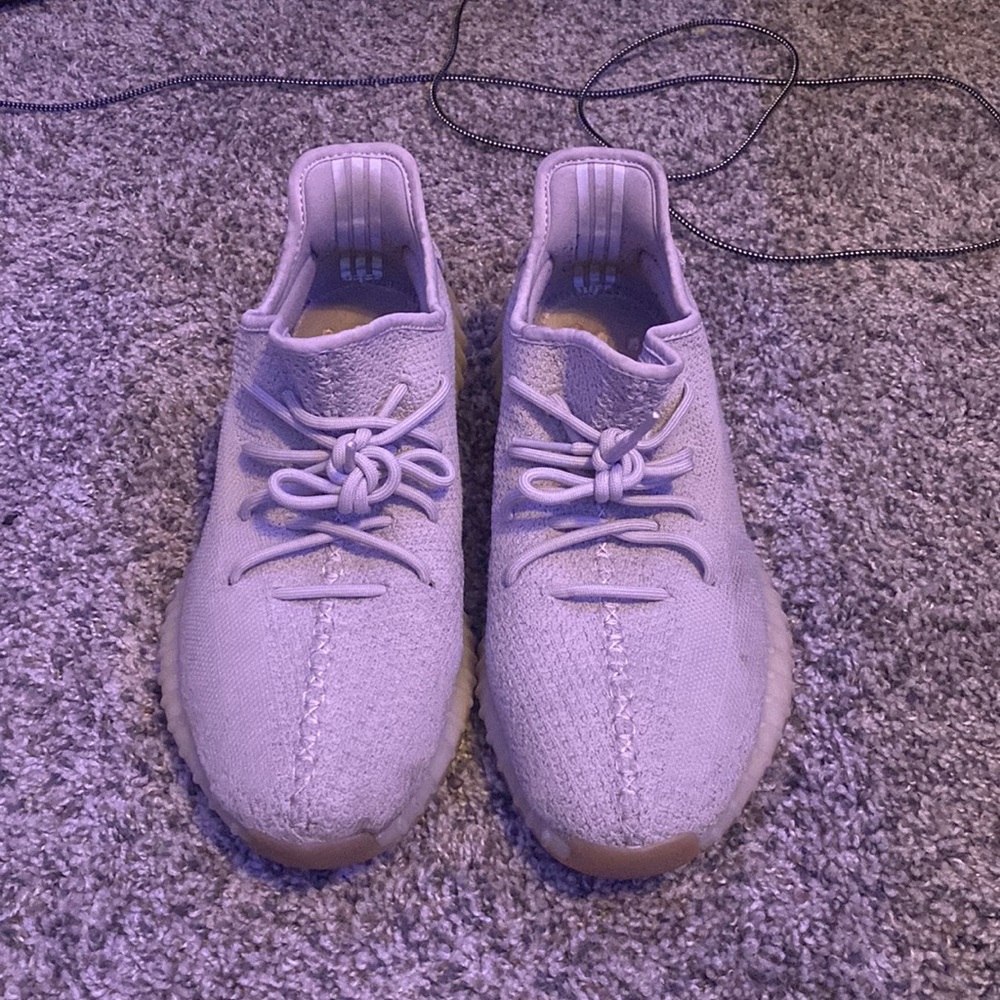 Yeezy 350 v2 Sesame
